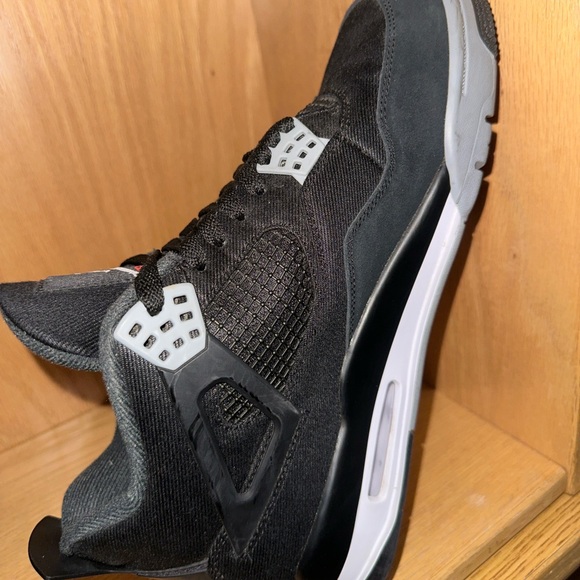 Jordan 4s main image 5
